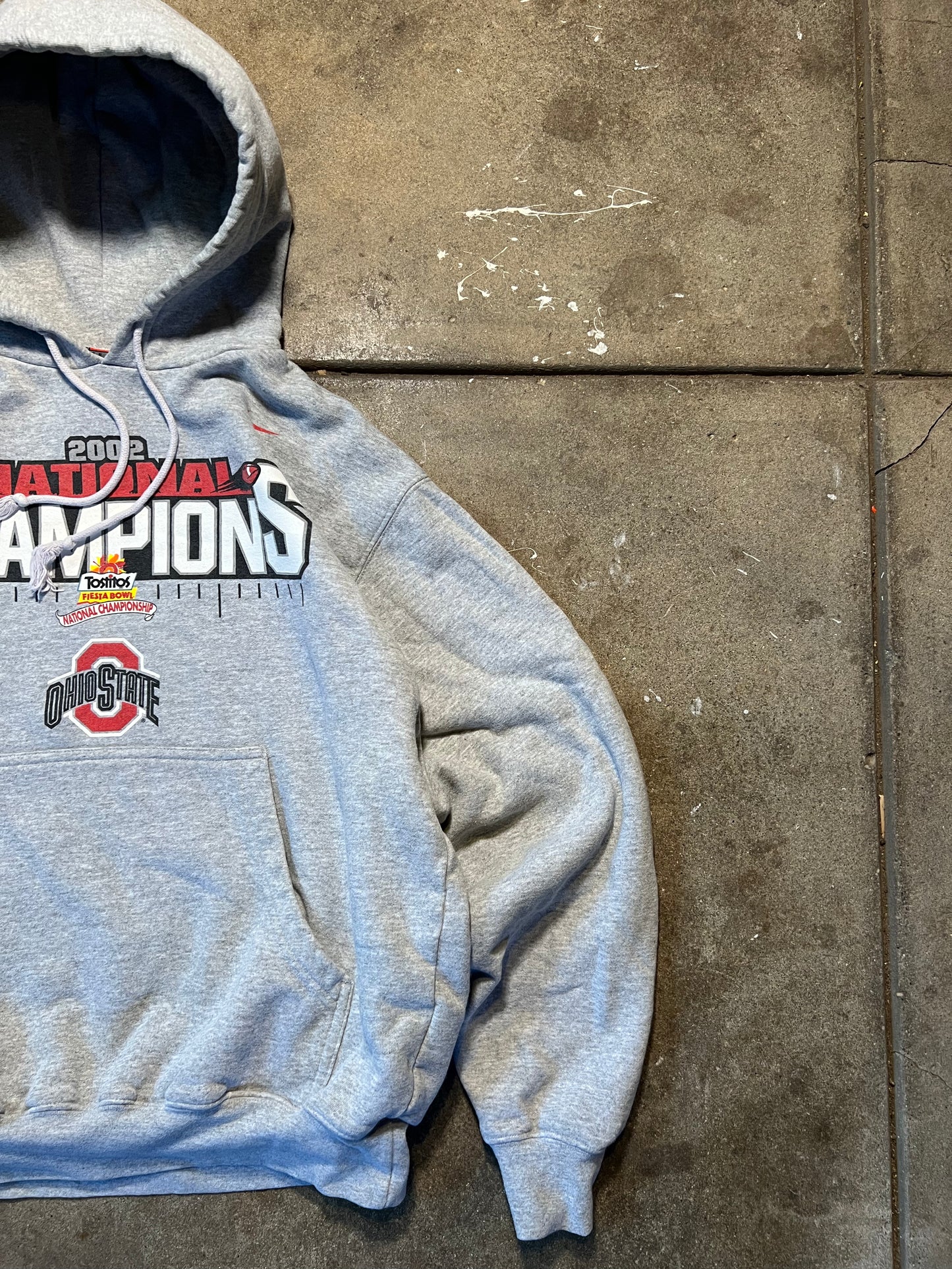 HEATHER GREY NIKE HOODIE