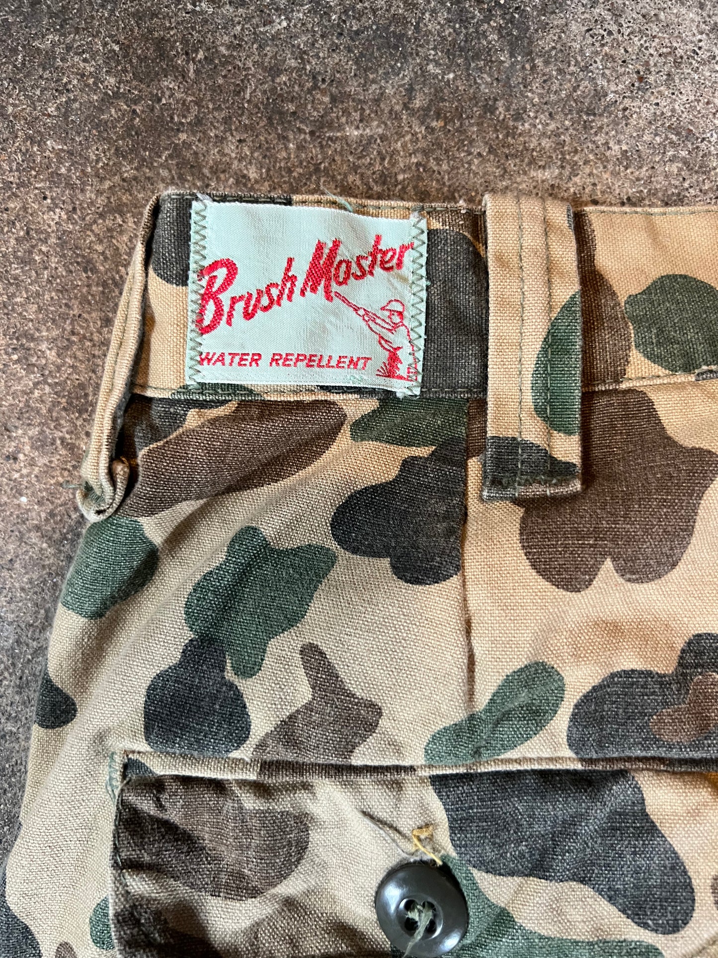 CAMO PANTS