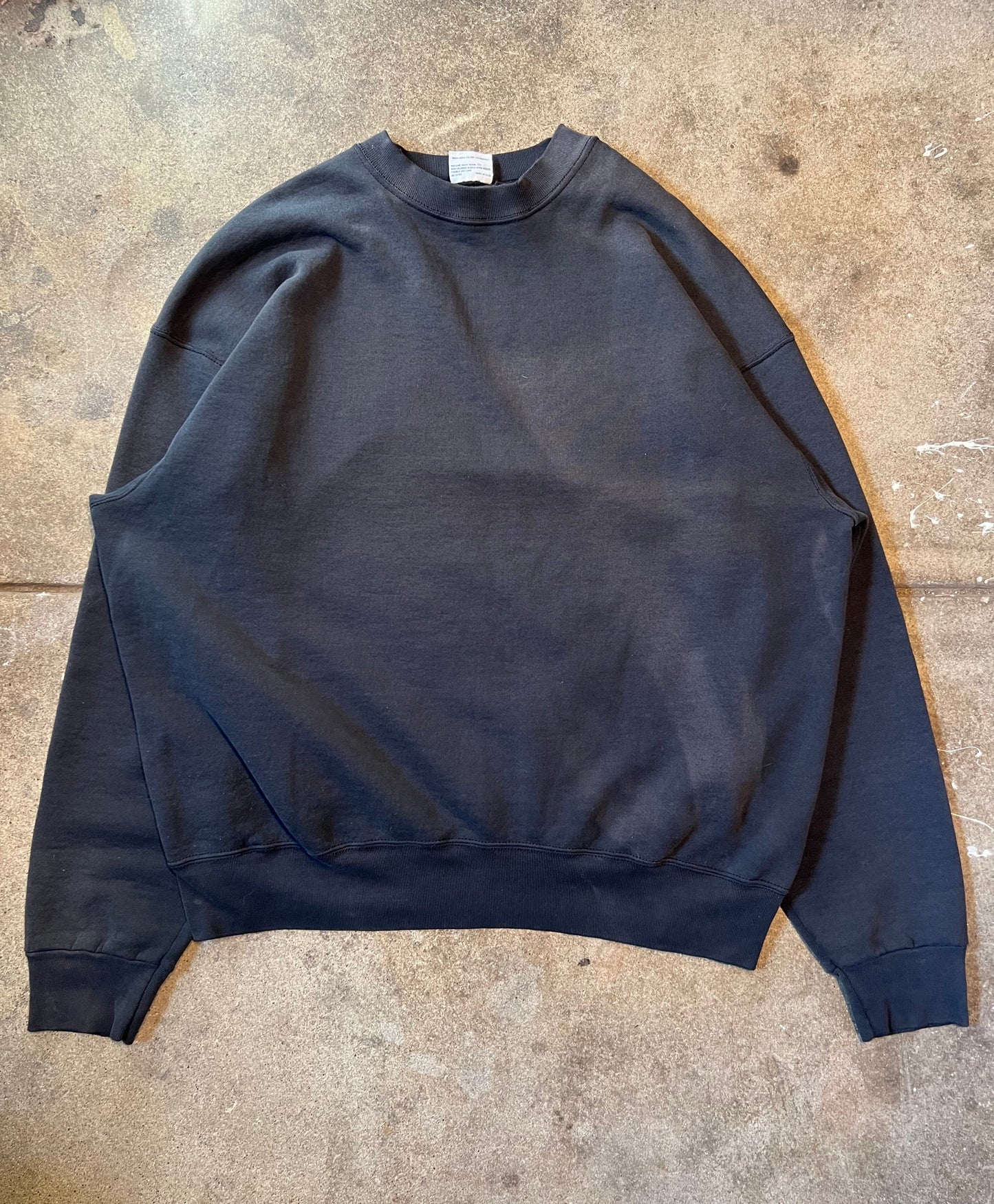 SUN FADED RUSSELL CREW NECK