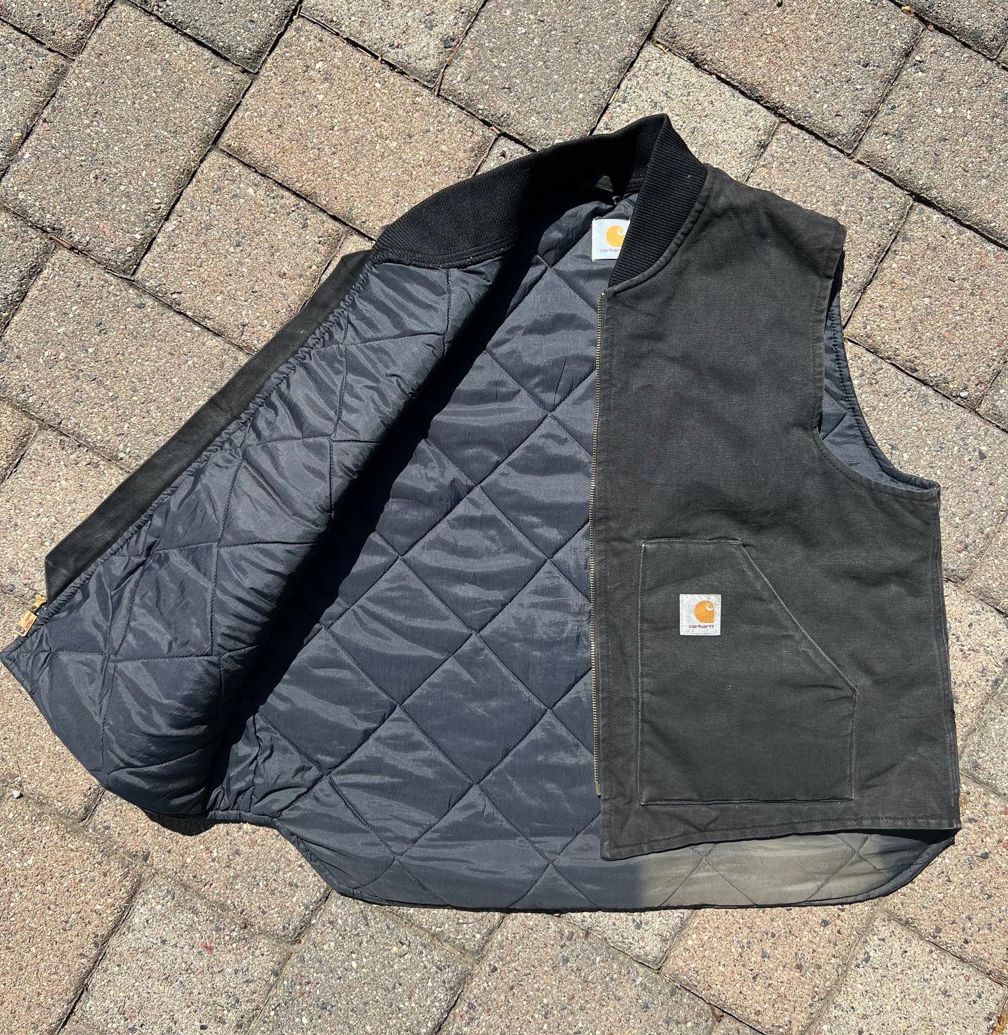 FADED BLACK CARHARTT VEST